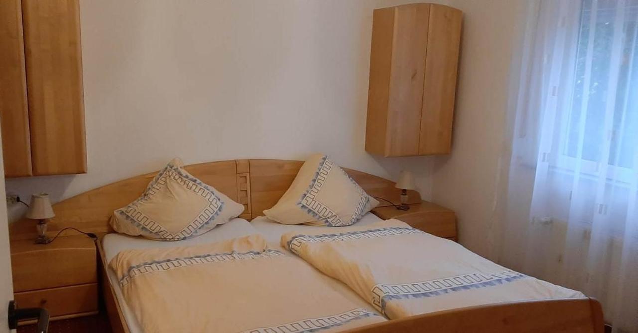 Monteur-, Ferienwohnung Mit Balkon In Hanau Bei Frankfurt Und Aschaffenburg Extérieur photo